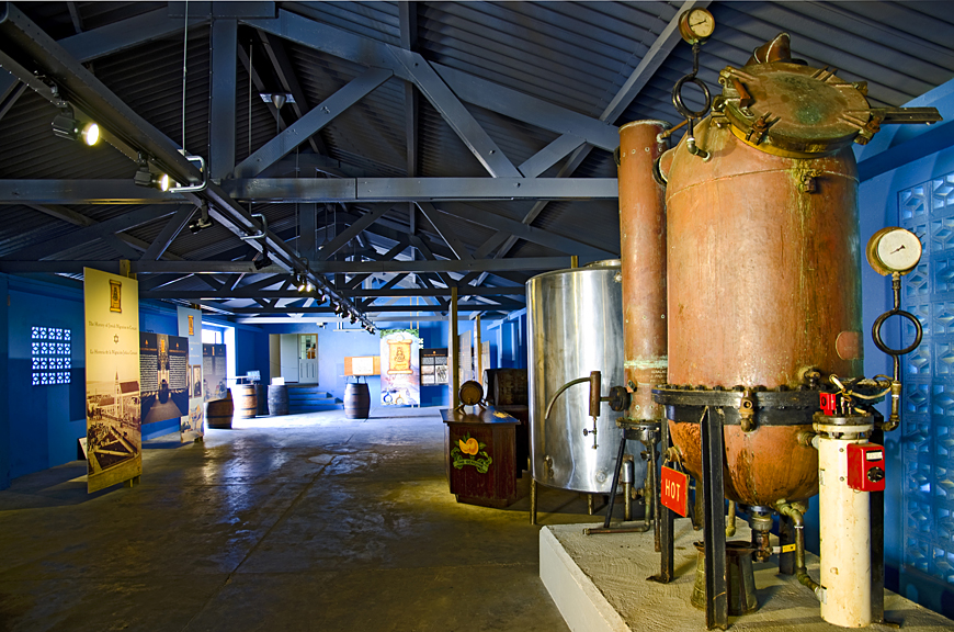 Curaçao Liqueur Distillery – Landhuis Chobolobo